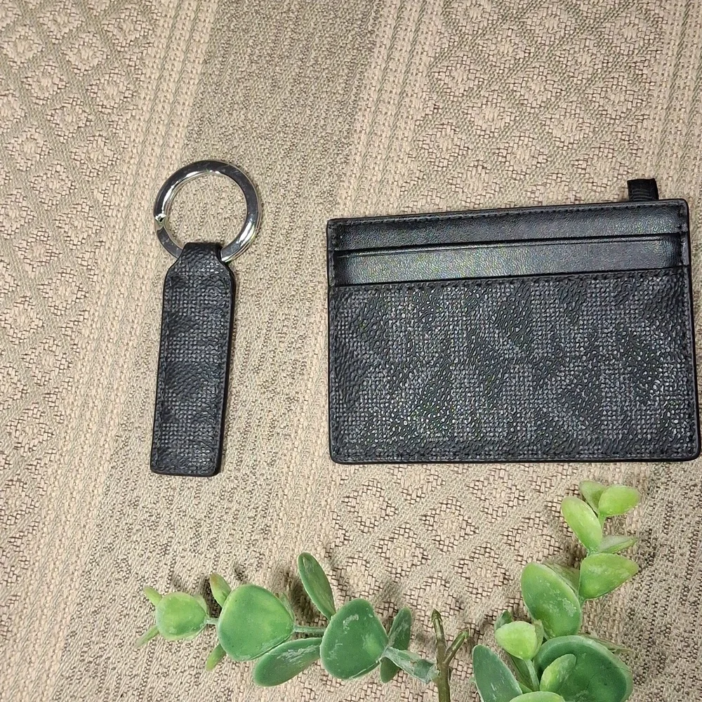 Michael Kors Signature Card Case & Keychain Box Set